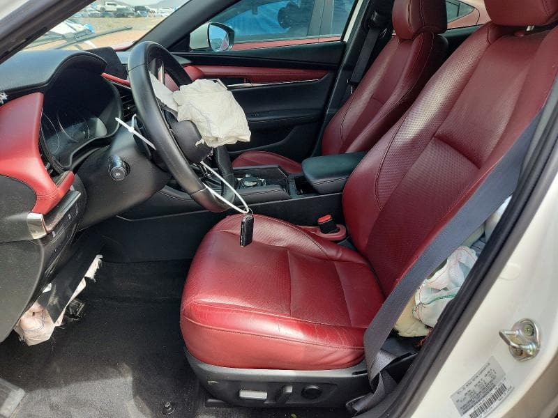 2021 MAZDA 3 PREMIUM 7