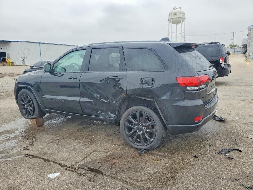 2017 JEEP GRAND CHEROKEE LAREDO 2