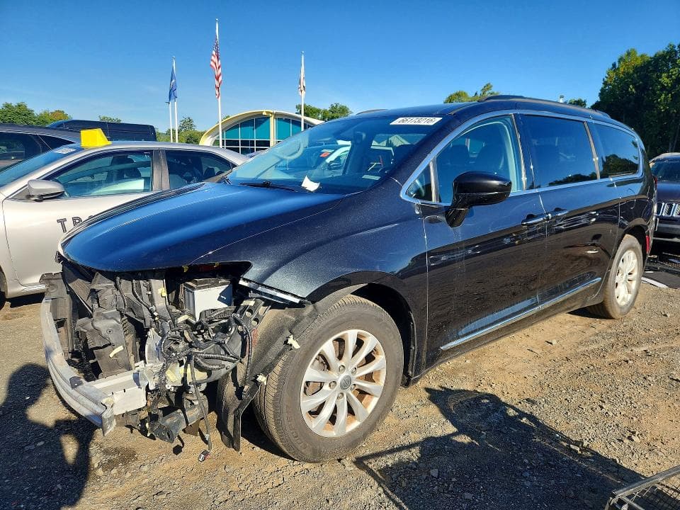 2017 CHRYSLER PACIFICA TOURING L - 1