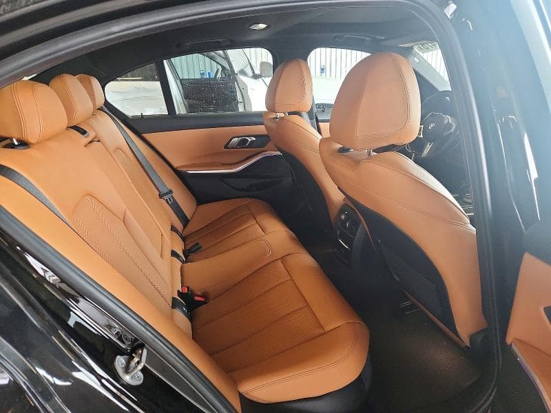 2022 BMW 330I 10