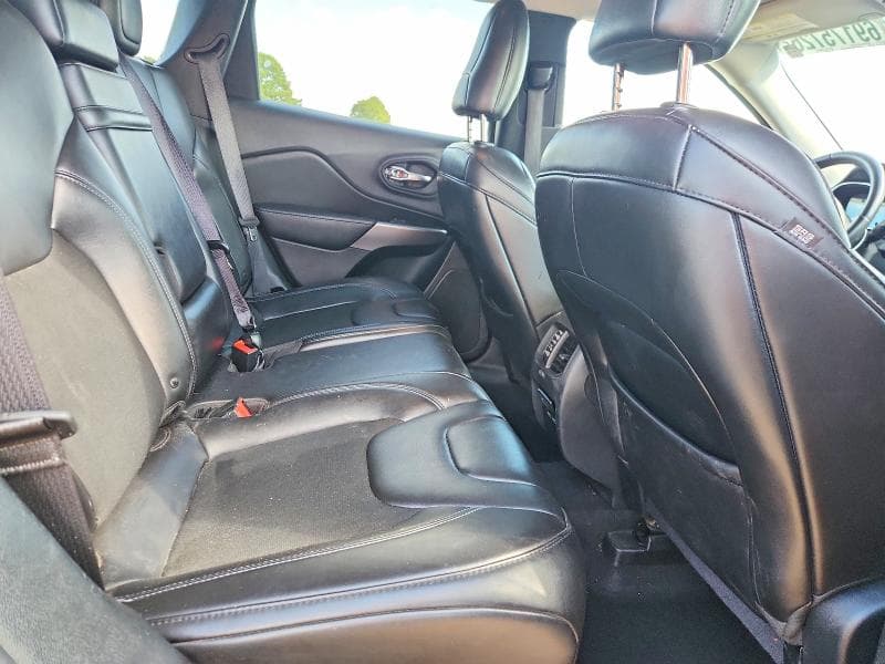 2019 JEEP CHEROKEE LATITUDE PLUS 11