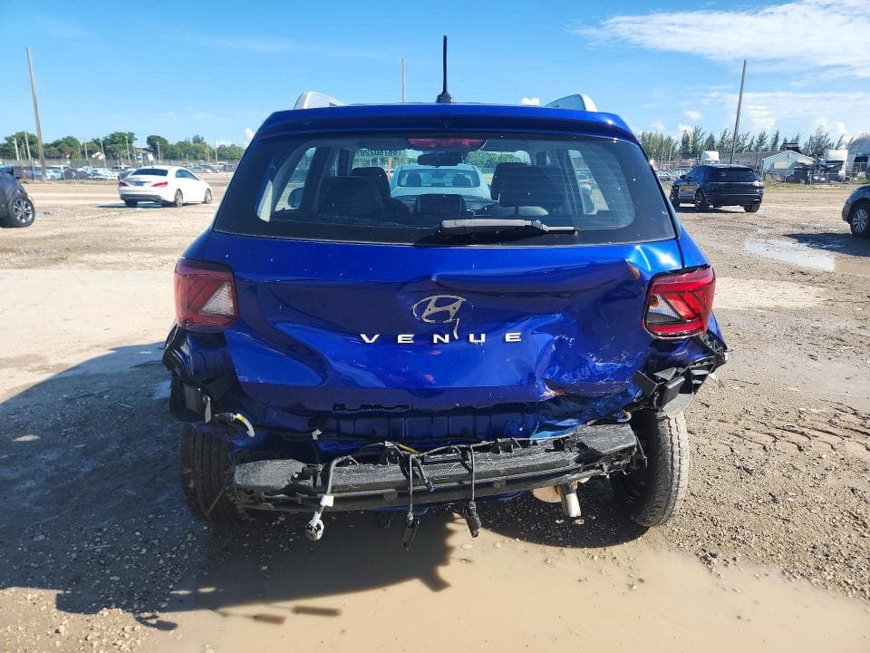2023 HYUNDAI VENUE LIMITED 6