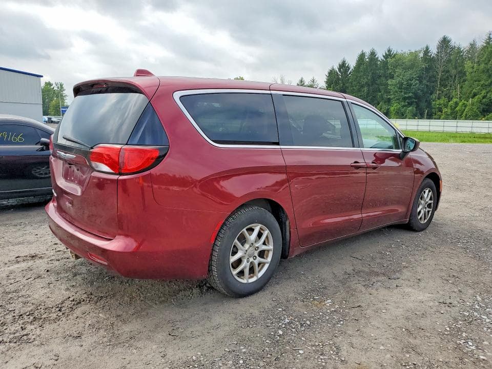 2017 CHRYSLER PACIFICA LX 3