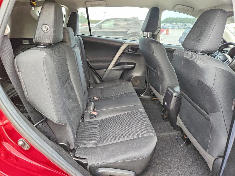 2018 TOYOTA RAV4 LE 11