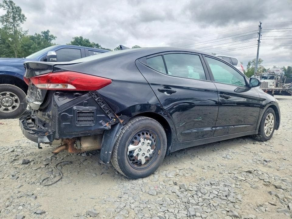 2017 HYUNDAI ELANTRA SE 3