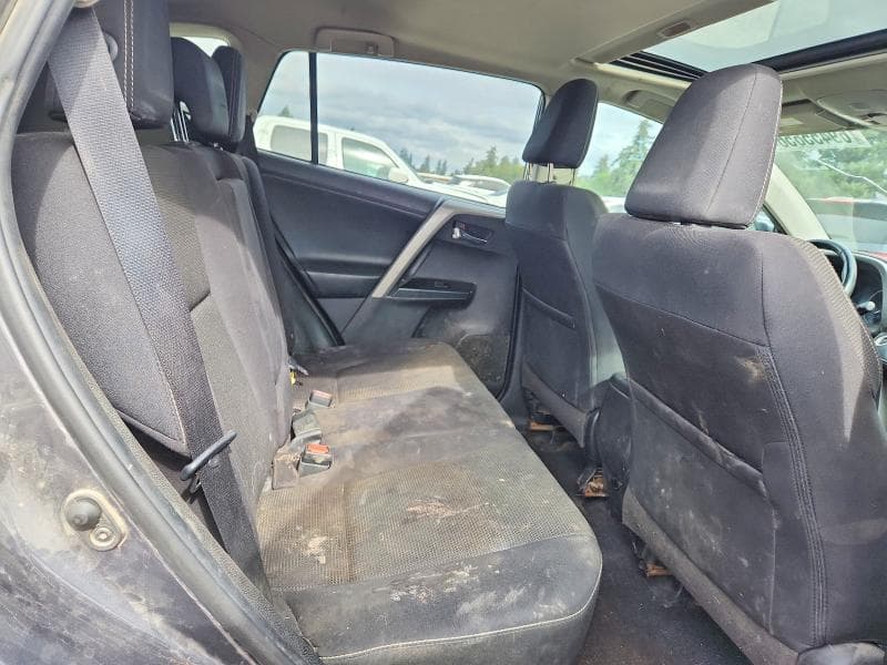 2018 TOYOTA RAV4 XLE 11