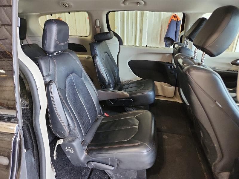 2017 CHRYSLER PACIFICA TOURING L PLUS 11