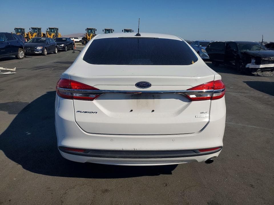 2017 FORD FUSION SE 6