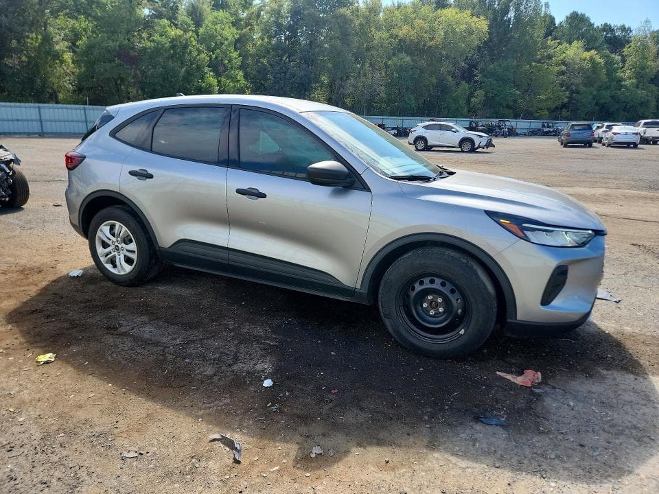 2023 FORD ESCAPE 4