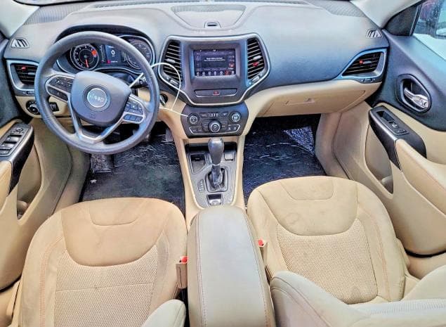 2019 JEEP CHEROKEE LATITUDE 8
