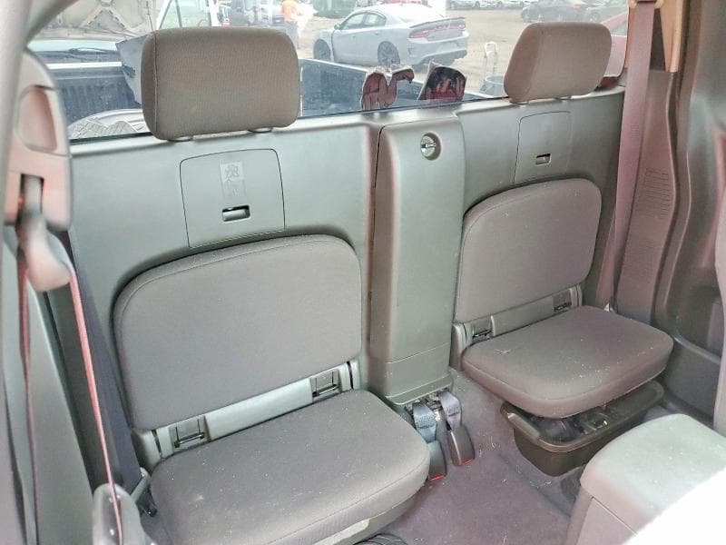 2019 NISSAN FRONTIER S 10