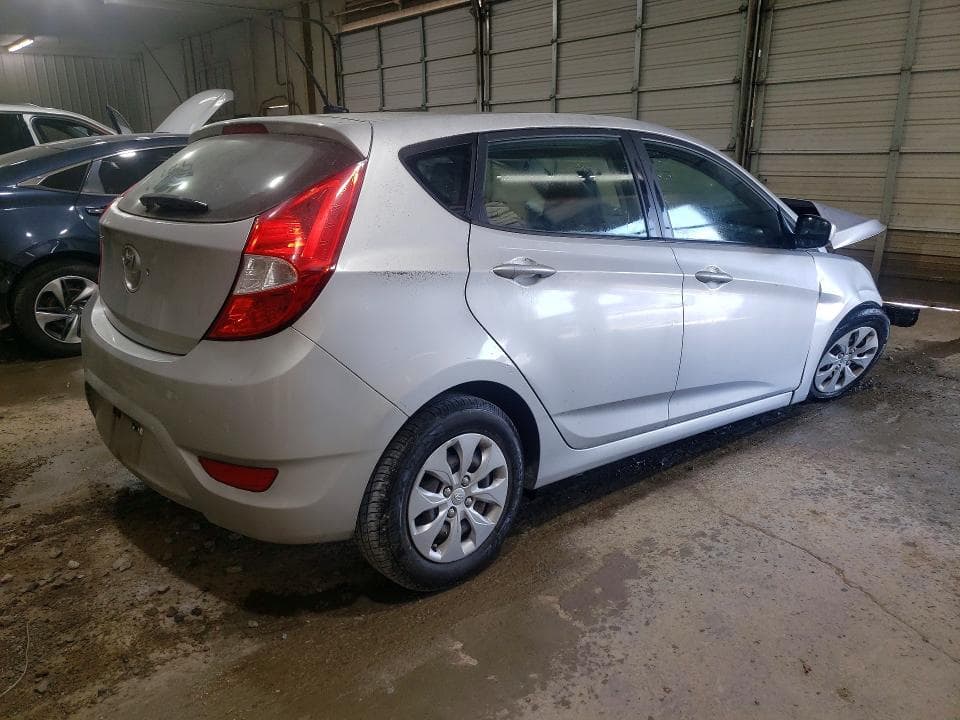 2017 HYUNDAI ACCENT SE 3