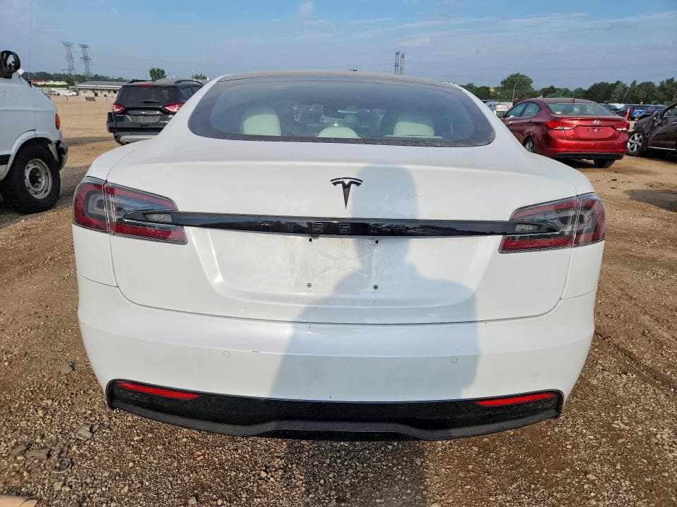 2022 TESLA MODEL S 6