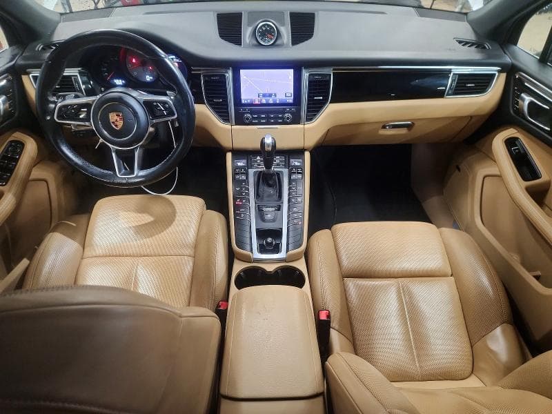 2017 PORSCHE MACAN S 8
