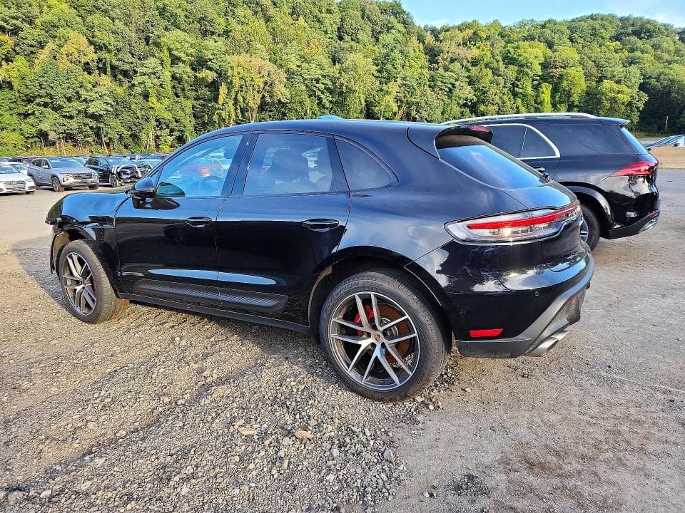 2025 PORSCHE MACAN S 2