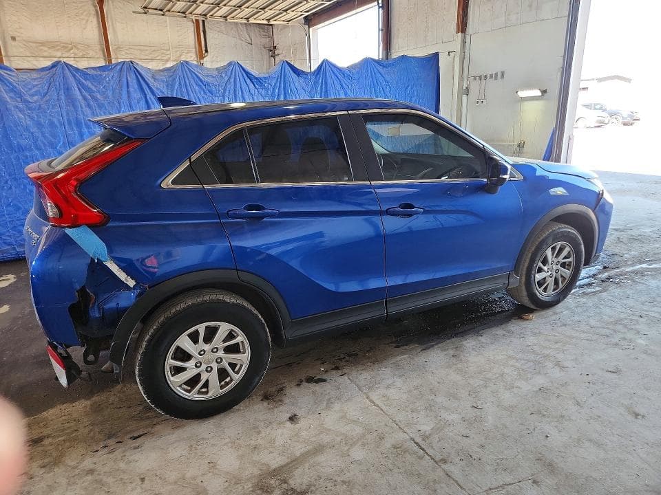 2019 MITSUBISHI ECLIPSE CROSS ES 3