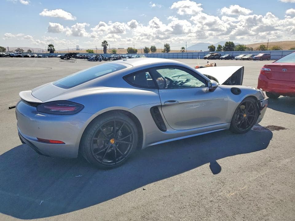 2019 PORSCHE CAYMAN BASE 3