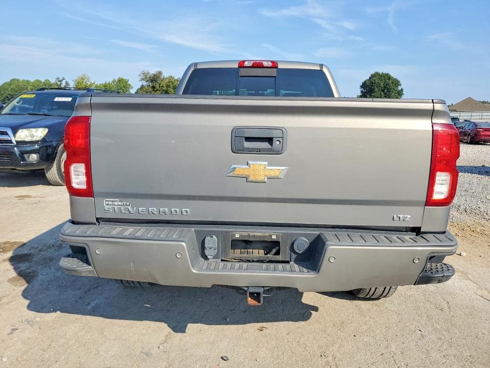 2017 CHEVROLET SILVERADO K1500 LTZ 6