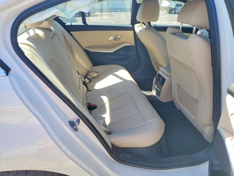 2020 BMW 330XI 10