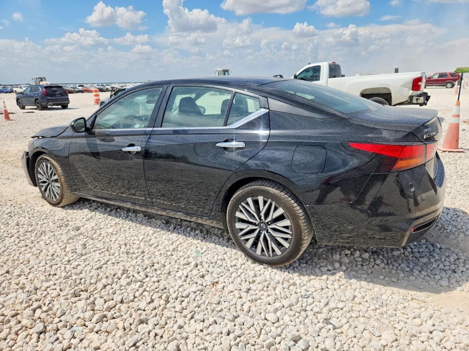 2025 NISSAN ALTIMA SV 2