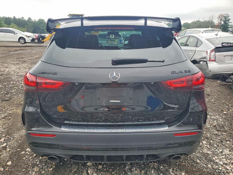 2023 MERCEDES-BENZ GLA 35 AMG 6