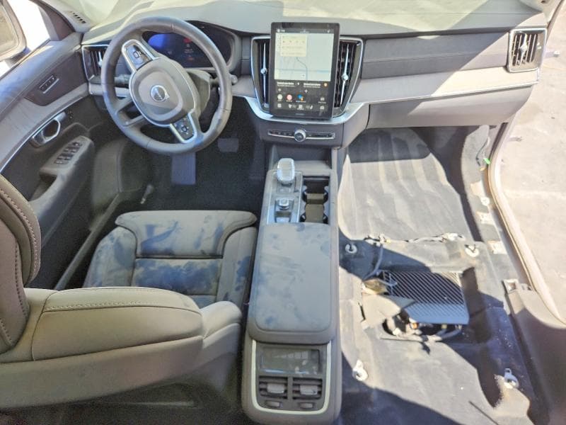 2026 VOLVO XC90 ULTRA 8