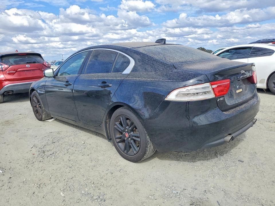 2017 JAGUAR XE PREMIUM 2