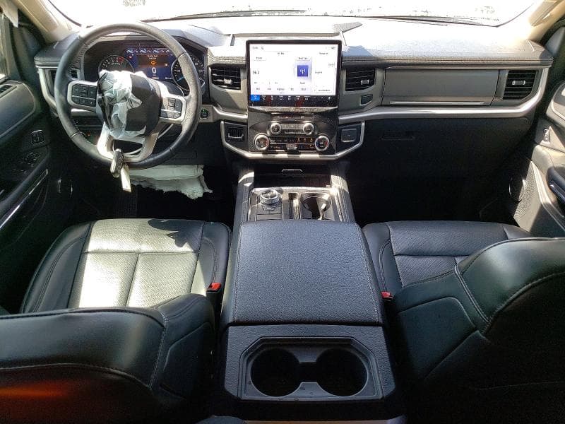 2024 FORD EXPEDITION XLT 8