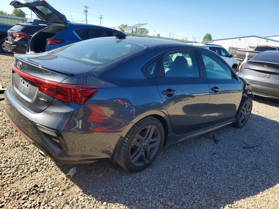 2021 KIA FORTE GT LINE 3
