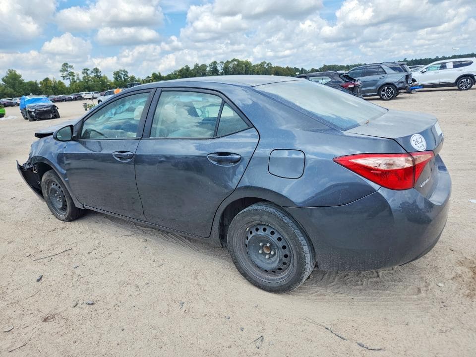 2018 TOYOTA COROLLA LE 2