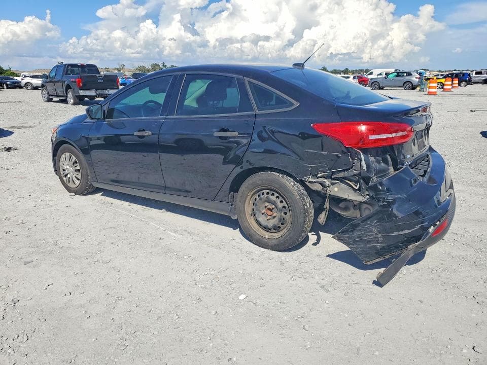 2018 FORD FOCUS S 2