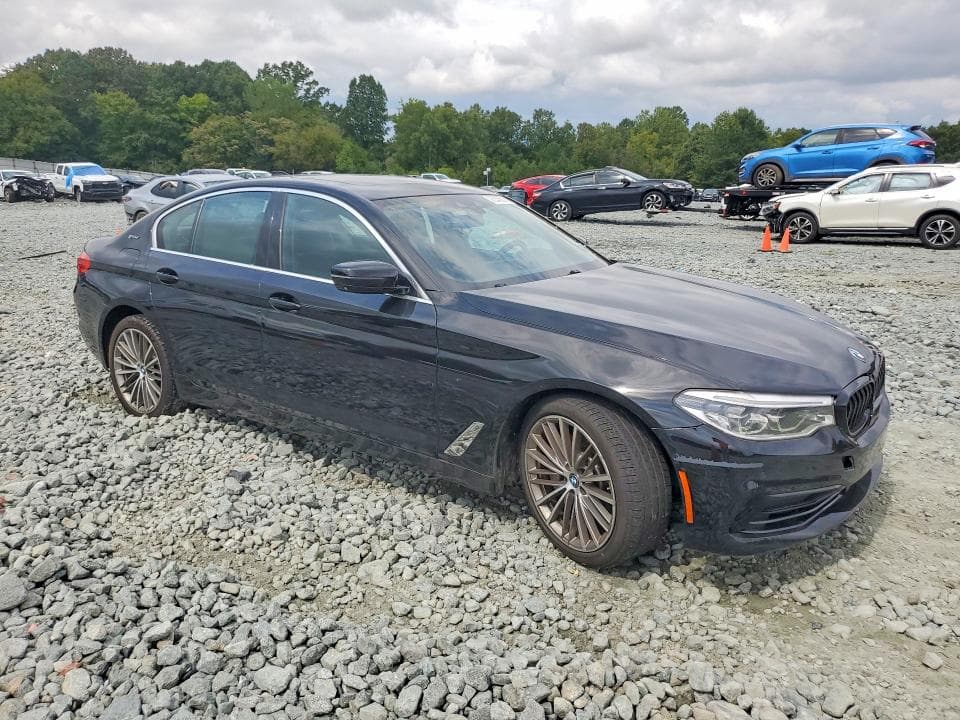 2019 BMW 530E 4
