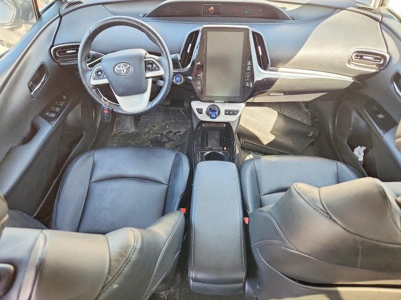2017 TOYOTA PRIUS PRIME PREMIUM 8