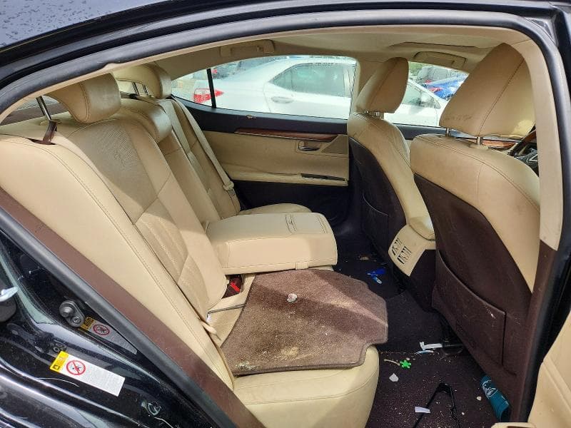 2017 LEXUS ES 300H 10
