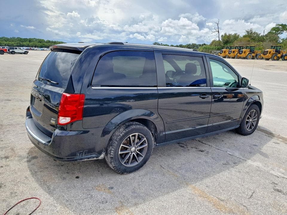 2017 DODGE GRAND CARAVAN SXT 3