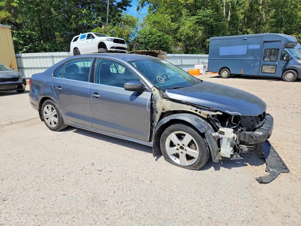 2017 VOLKSWAGEN JETTA S 4