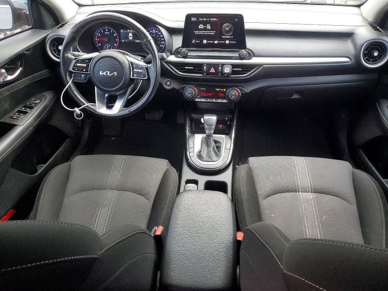 2023 KIA FORTE EX 8