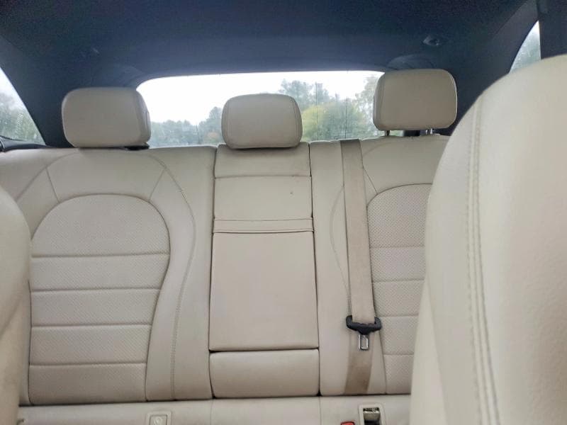 2017 MERCEDES-BENZ GLC 300 4MATIC 10