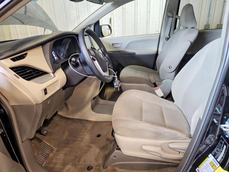 2019 TOYOTA SIENNA L 7-PASSENGER 7