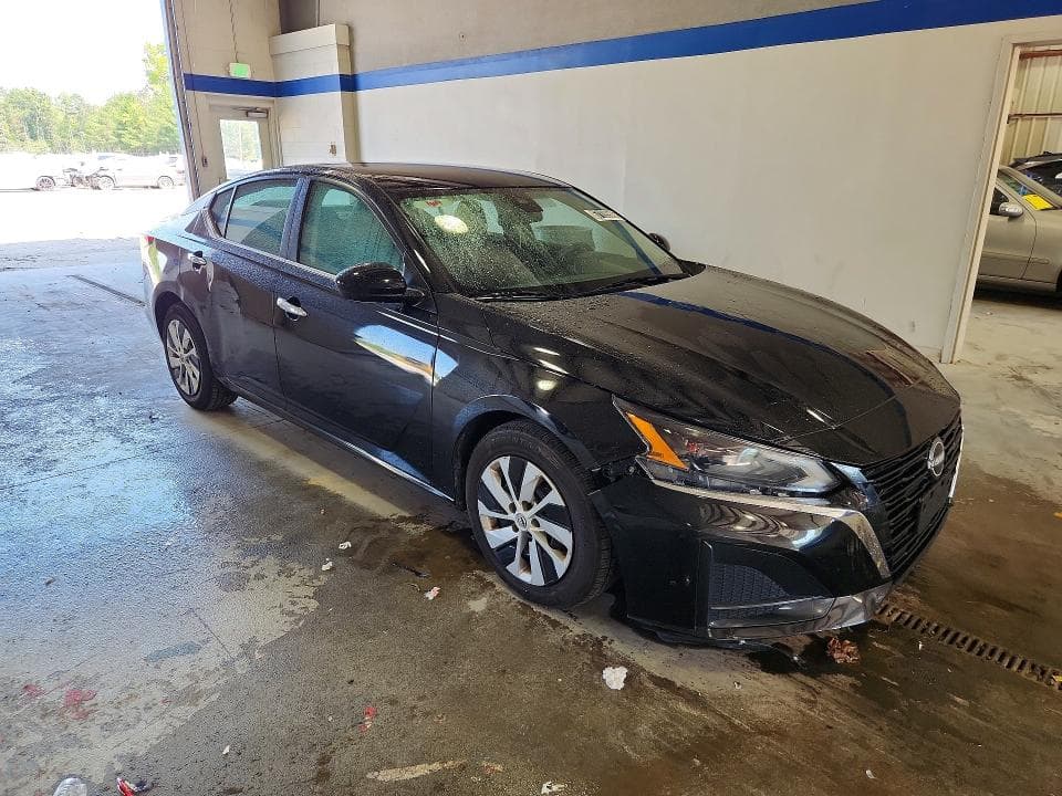 2023 NISSAN ALTIMA S 4