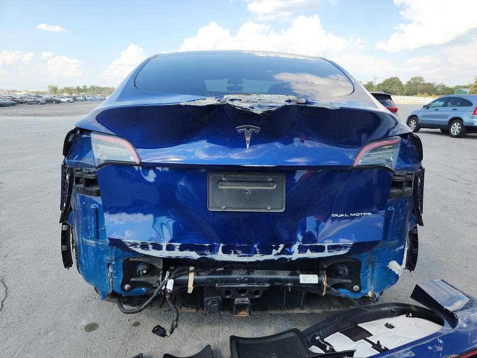 2023 TESLA MODEL Y 6