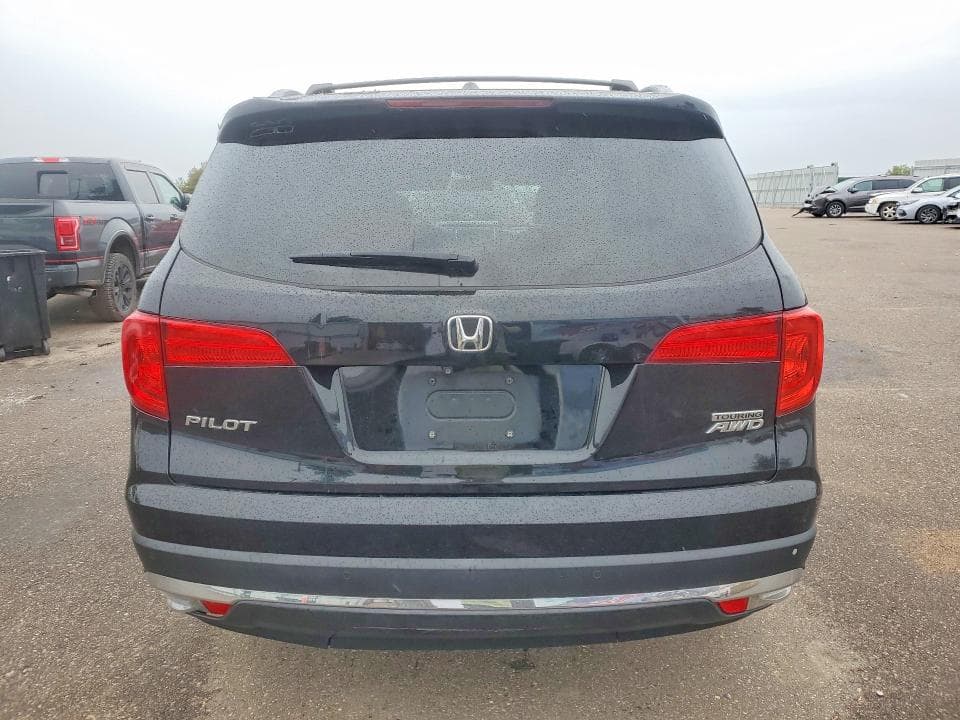 2017 HONDA PILOT TOURING 6