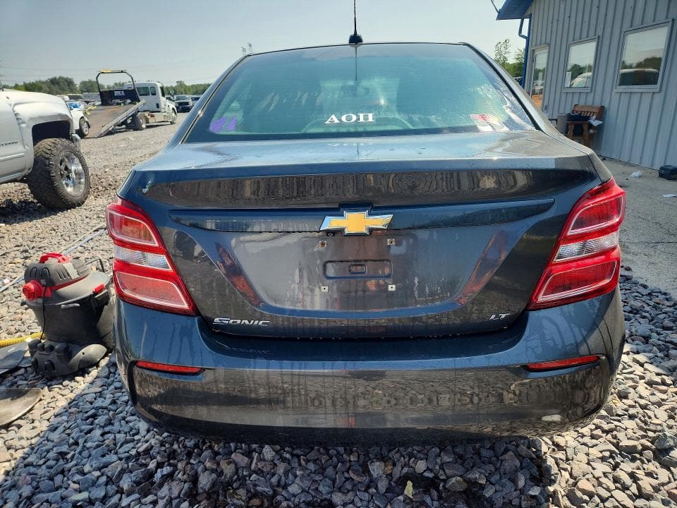 2018 CHEVROLET SONIC LT 6
