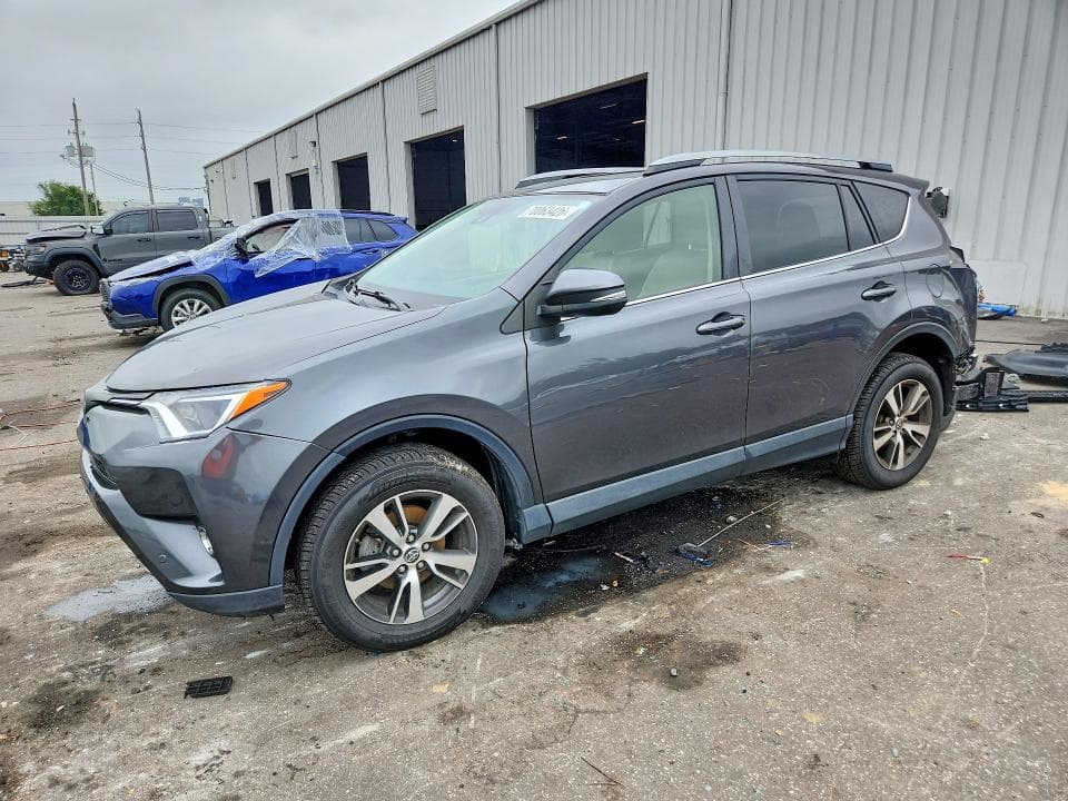 2017 TOYOTA RAV4 XLE - 1