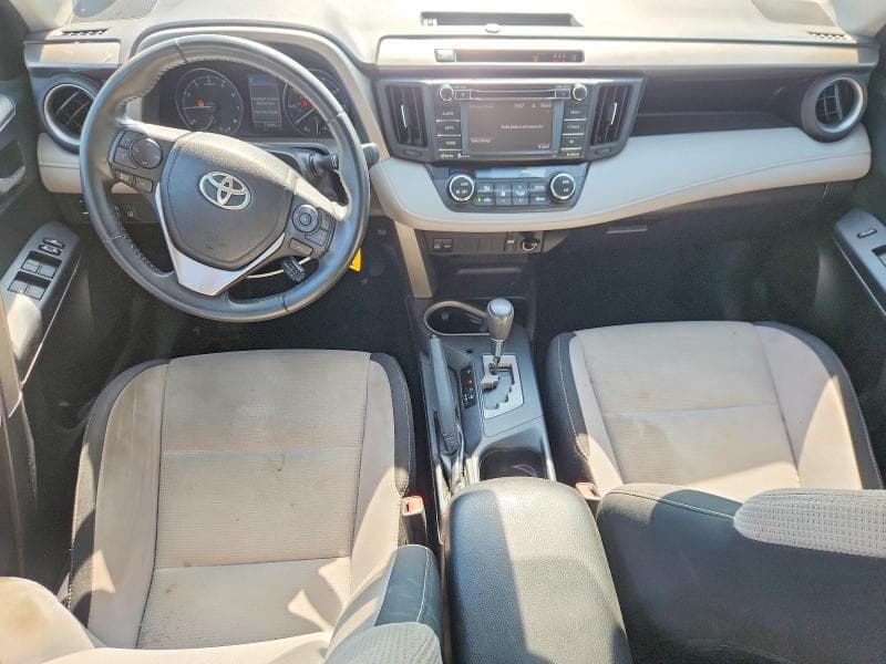 2017 TOYOTA RAV4 XLE 8