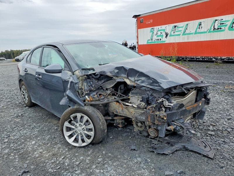 2022 KIA FORTE FE 4