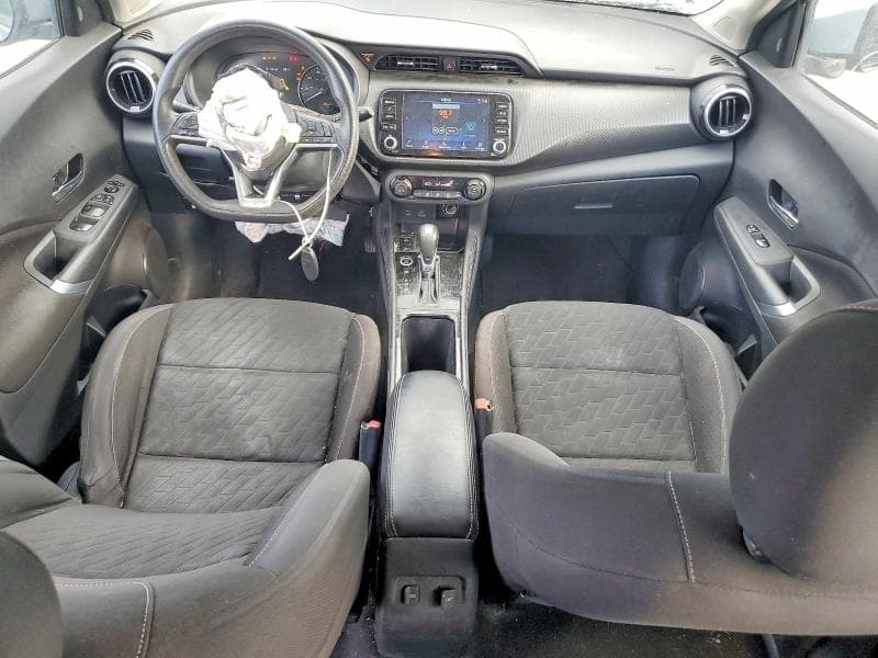 2021 NISSAN KICKS SV 8
