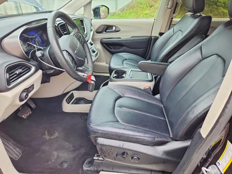 2024 CHRYSLER PACIFICA TOURING L 7