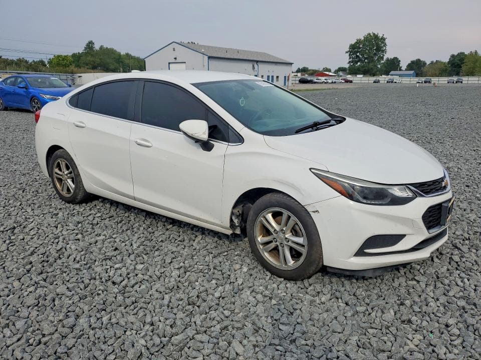 2017 CHEVROLET CRUZE LT 4