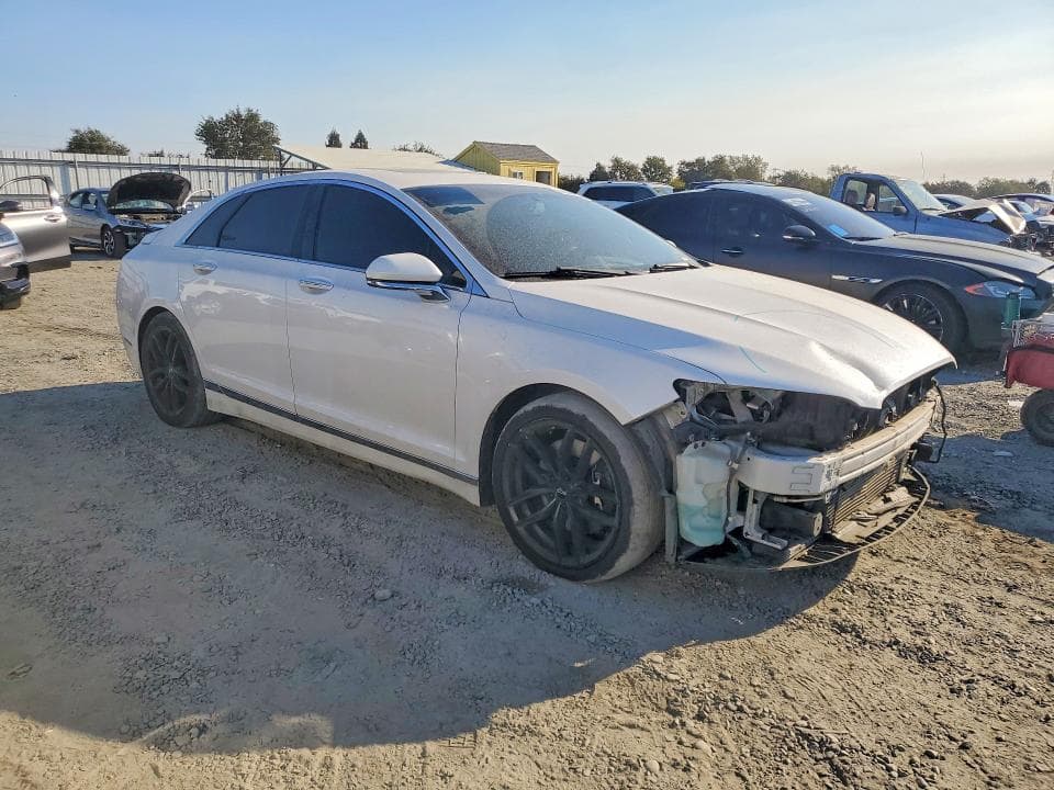 2017 LINCOLN MKZ RESERVE 4